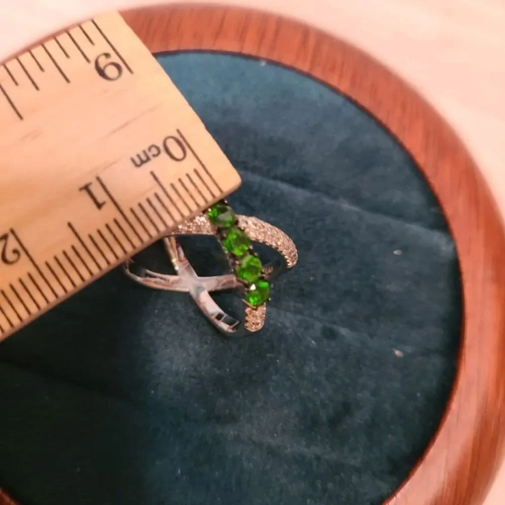 925 Sterling Silver Green CZ Crossover Ring Size 5 Pave Band Fine Jewelry